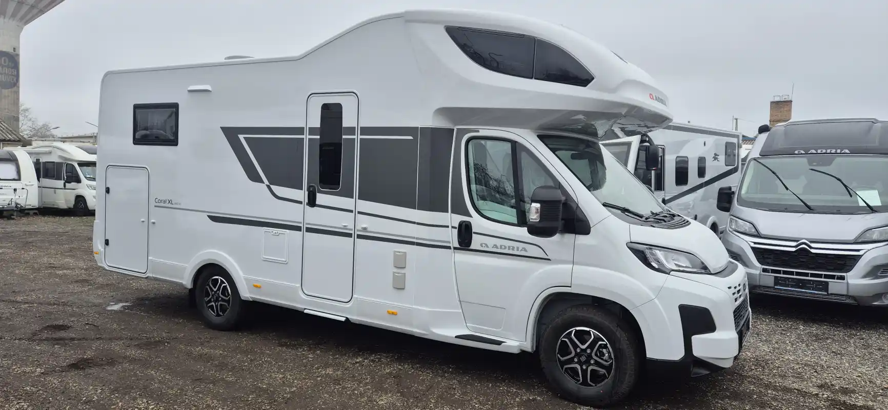 Adria Coral XL 660 SL