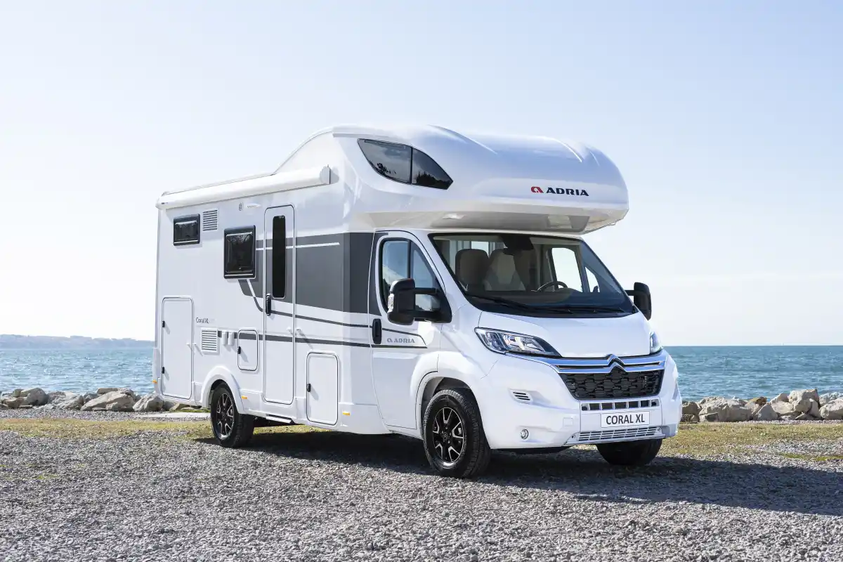 Adria Coral XL Select 660 SL