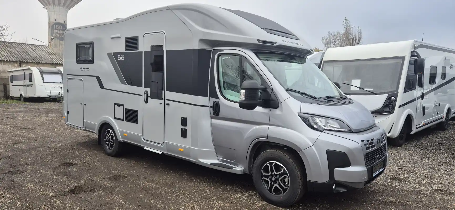 Adria Matrix 650 DC (60Y edition)